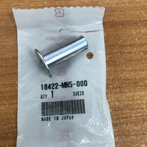 GL1500A 1991-00 /GL1800A 2001-05/NRX1800DB 2004 OEM MUFFLER .MOUNT SPACER 18422MN5000