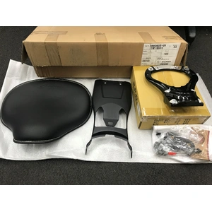  OEM  BOBBER BLACK SOLO 1920  SEAT KIT 2880905-01