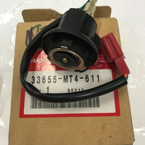 VFR750F 1990-97 OEM WINKER BULB SOCKET LEFT REAR 33655MT4611