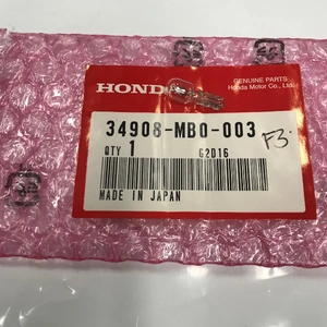 XR650R 2000-06  SPEEDO OEM WEDGE BASE BULB 34908GE0701