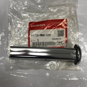 VT400/600/750 1300 OEM PILLION FOOTPEG BAR 50715MN0000