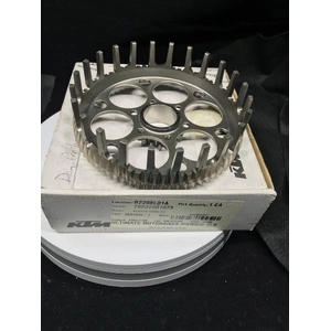 250/350 SX-F 2016-18/ HUSQVARNA FC250/350 2016-18 OEM CLUTCH BASKET (79232001073)