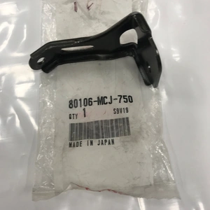 CBR900rr 2002-03  OEM STAY, REAR FENDER B  80106MCJ750