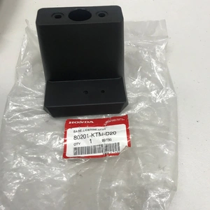 CBR125 2007-10 OEM NUMBER PLATE LIGHT HOLDER  80201KTMD20