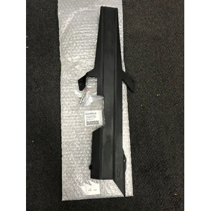 200 DUKE  2012-23 /390 DUKE 2013-19 OEM CHAIN GUARD (90104060110)