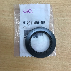 VF750S / NT650V/700V OEM FINAL DRIVE  OIL SEAL,34X50X8  91261MB0003