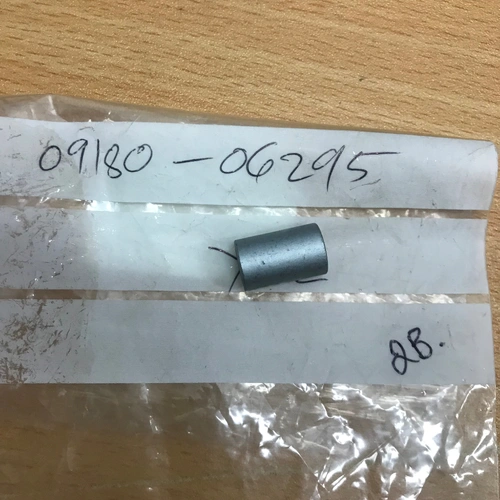 JR80 2001-06  /DR650R  1992-95 OEM SPACER 0918006295 - SKU:0918006295