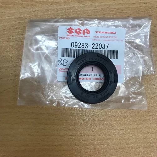 LT50 1984-05 / JR50 1984-06 OEM CRANK OIL SEAL (22X40X8} 0928322037 - SKU:0928322037