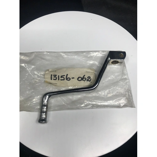 KT250 1975-76  NOS OEM  GEAR CHANGE LEVER 13156-062 - SKU:13156062