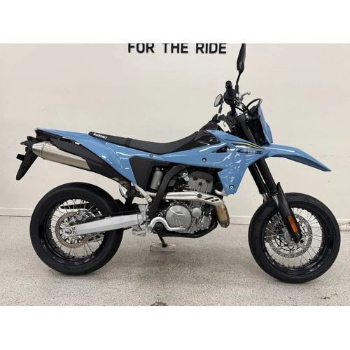 2025 Suzuki 400CC DR-Z400SM Enduro