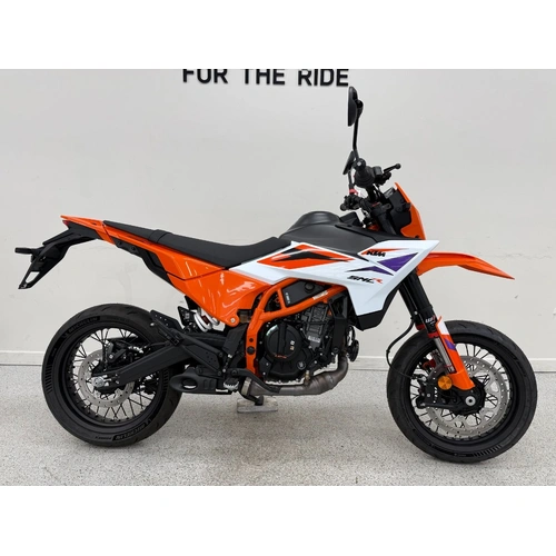 2025 Ktm 390CC 390 SMC R SUPERMOTARD