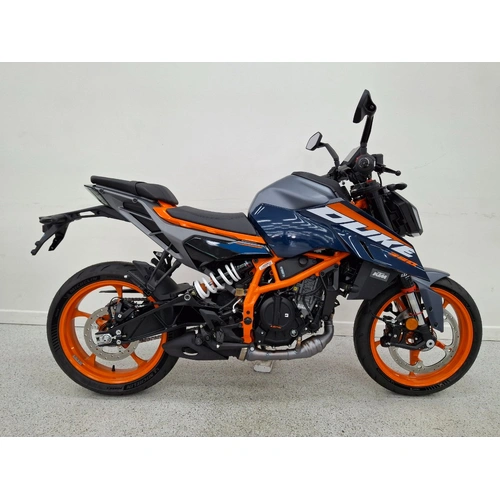 2025 Ktm 390CC 390 DUKE Road