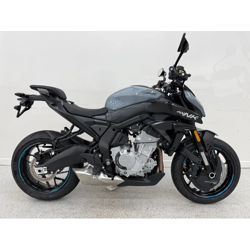 2025 Cf Moto 675CC 675 NK Road
