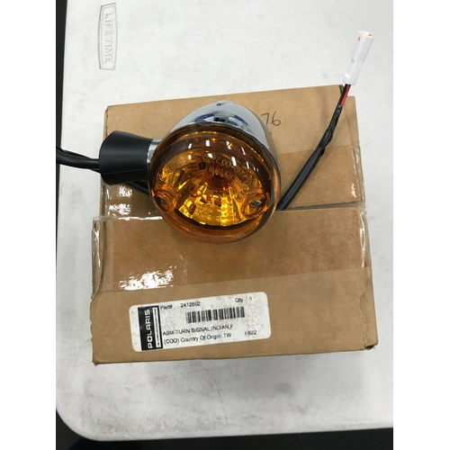 SCOUT OEM TURN SIGNAL INDIAN FRONT 2412602 - SKU:2412602