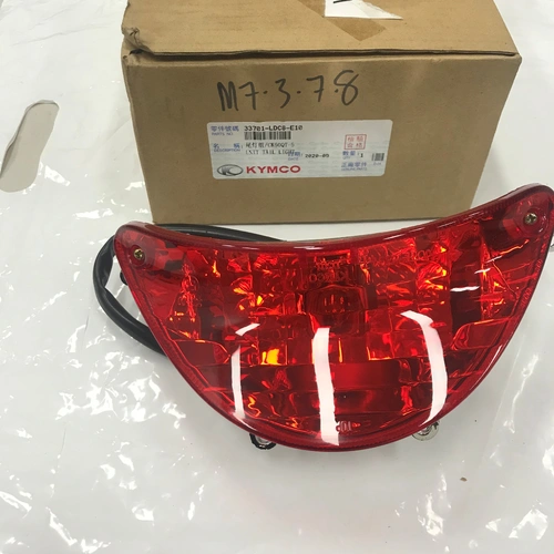 AGILITY 50 /125 OEM TAIL LIGHT  33701LDC8E10
