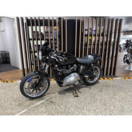 2009 TRIUMPH 865CC BONNEVILLE SE A1