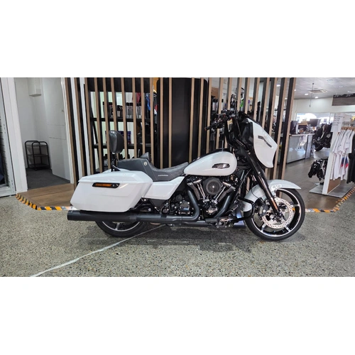 2024 Harley-Davidson 1900CC FLHX STREET GLIDE (117) CRUISER