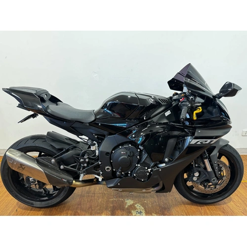 2024 Yamaha 1000CC YZF-R1 SPORTS