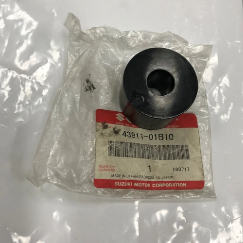 RM125/250 /DR250/ DRZ250 OEM CHAIN  ROLLER 4391101B10 - SKU:4391101B10
