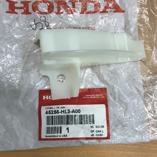 SXS500/520/700 OEM LEFT FRONT DISK COVER 45256HL3A00 - SKU:45256HL3A00