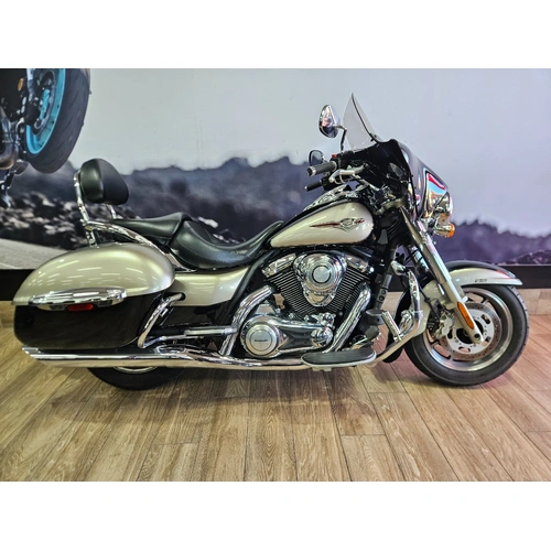 2010 Kawasaki 1700CC VULCAN 1700 NOMAD CRUISER
