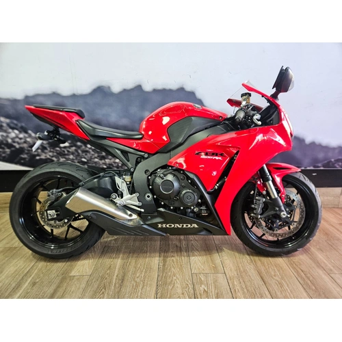 2015 Honda 1000CC CBR1000RR (FIREBLADE) SPORTS