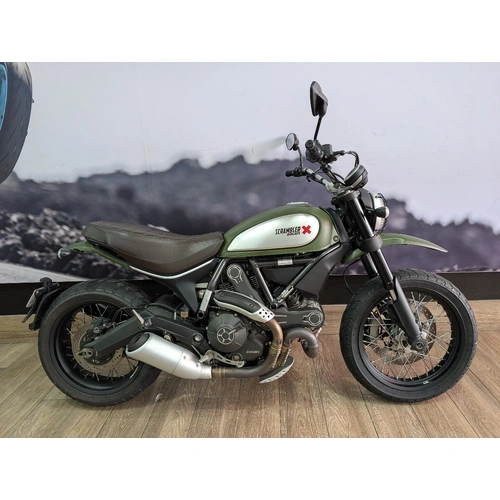 2015 DUCATI 800CC SCRAMBLER URBAN ENDURO SPORTS