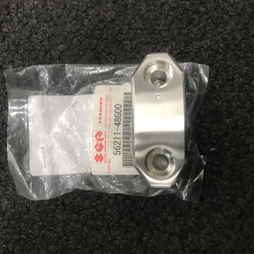  VZR1800 2006-10 OEM HOLDER, HANDLEBAR 56211-48G00 - SKU:5621148G00