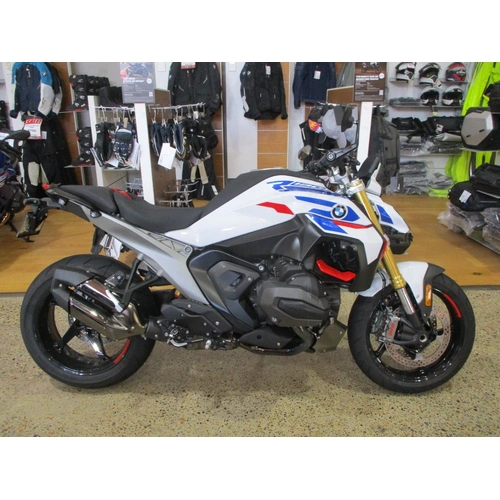 2026 Bmw 1300CC R 1300 R PERFORMANCE Road