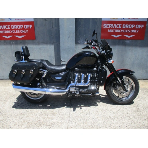 2017 Triumph 2300CC ROCKET III ROADSTER CRUISER
