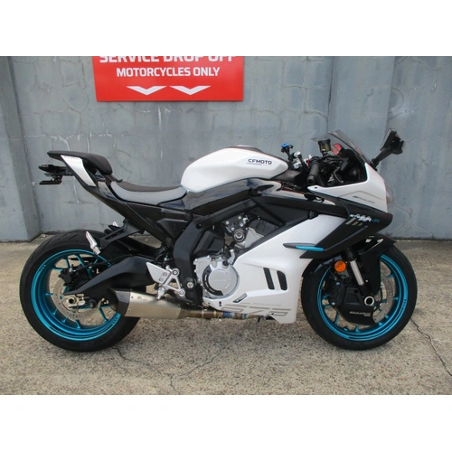 2025 CF MOTO 675CC 675 SR-R SPORTS