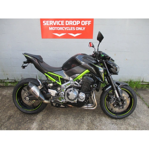 2018 Kawasaki 900CC ZR 900 SPORTS