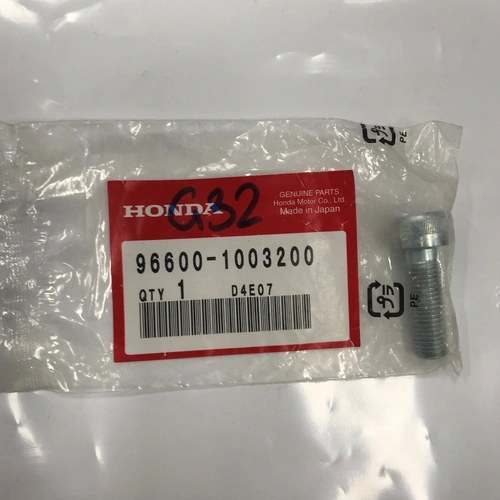 VTX1300S /VTX1800C OEM  REAR GRAB HANDLE SOCKET BOLT,10X32 966001003200 - SKU:966001003200