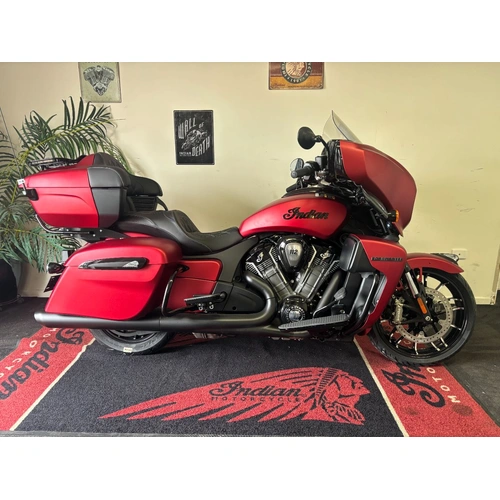 2025 Indian 1900CC ROADMASTER DARK HORSE TOURER