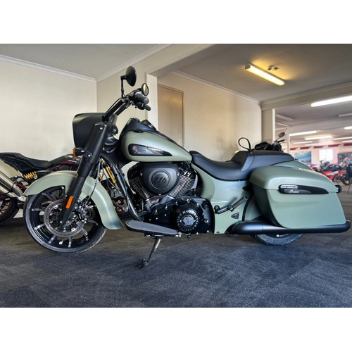 2025 Indian 1900CC SPRINGFIELD DARK HORSE CRUISER