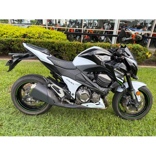 2013 Kawasaki 800CC Z800 ABS (ZR800) SPORTS