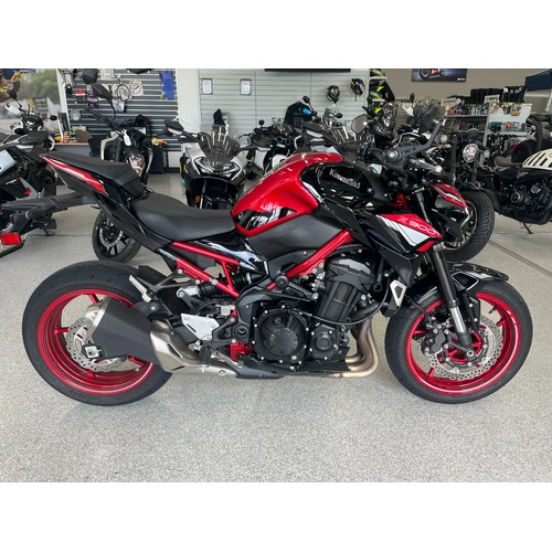 2024 Kawasaki 900CC Z900 (ZR900) SPORTS