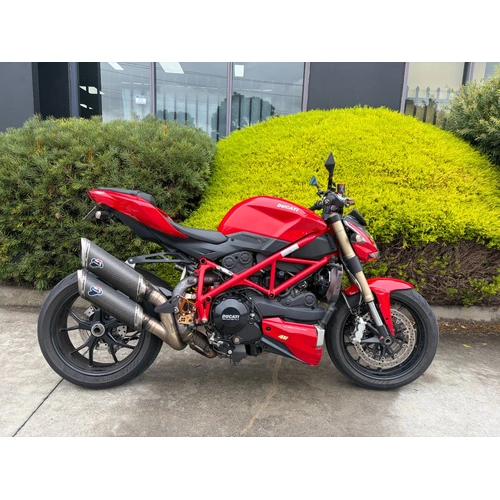 2014 DUCATI 850CC STREETFIGHTER 848 SPORTS
