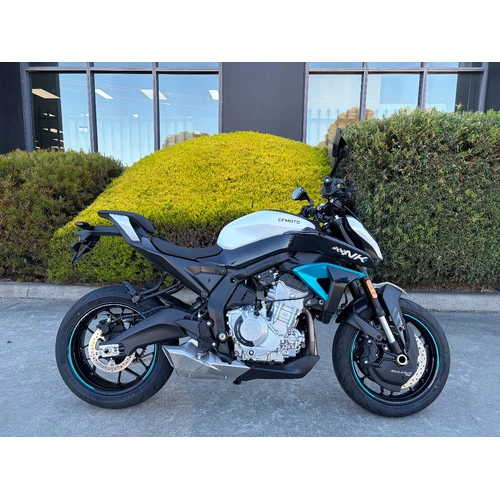 2025 CF Moto 650CC 675NK ABS