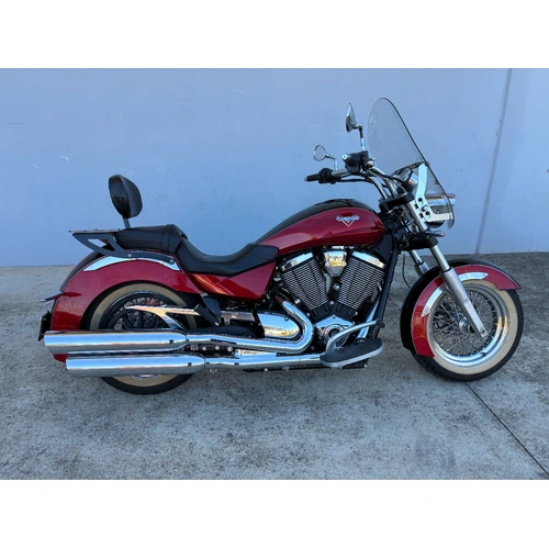 2014 VICTORY 1700CC BOARDWALK CRUISER