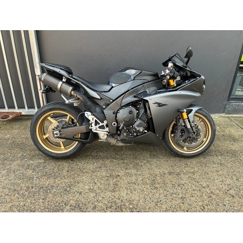 2009 Yamaha 1000CC YZF-R1 SPORTS