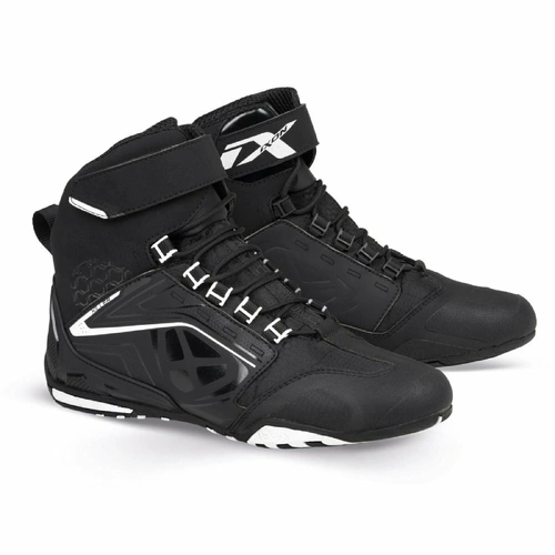Ixon Killer Waterproof Shoe - Black White