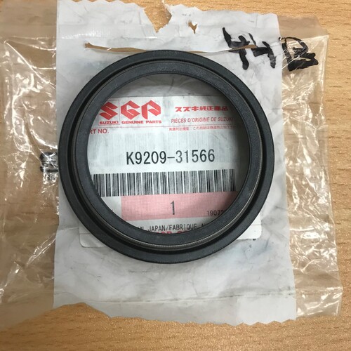 RM-Z250 2004-06 OEM  FRONT FORK DUST SEAL K9209-31566 - SKU:K920931566