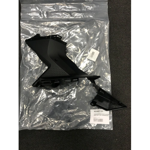 1390 DUKE R Inner Cover Right Preass.A62408027033 - SKU:KTM-A62408027033