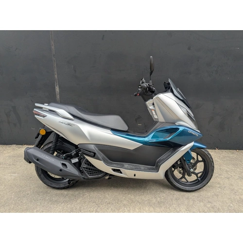 2025 Cf Moto 150CC 150 SC Scooter