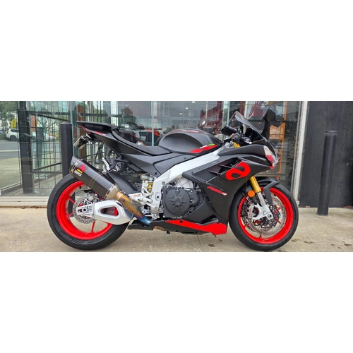 2025 APRILIA 1100CC RSV4 SPORTS