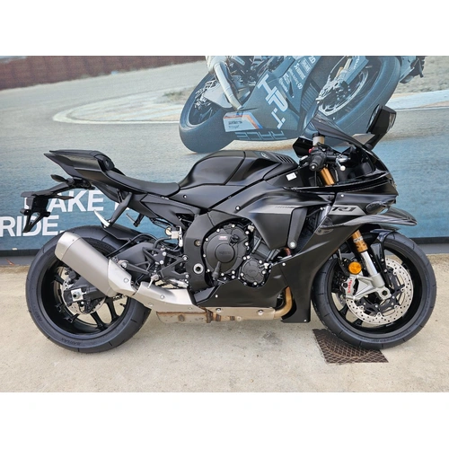 2025 Yamaha 1000CC YZF-R1 SPORTS