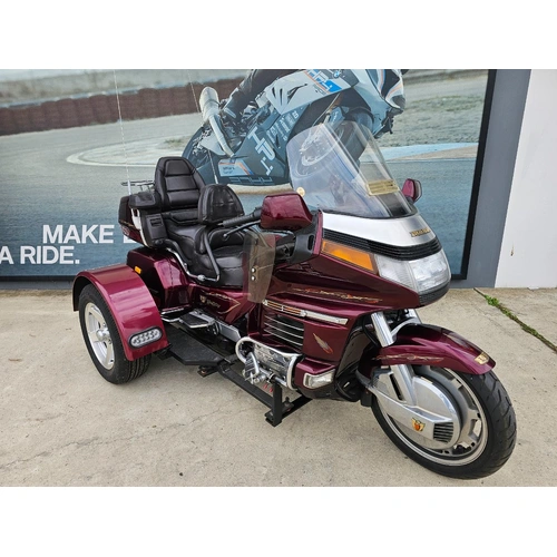 1989 Honda 1500CC GL1500A (GOLDWING) Road