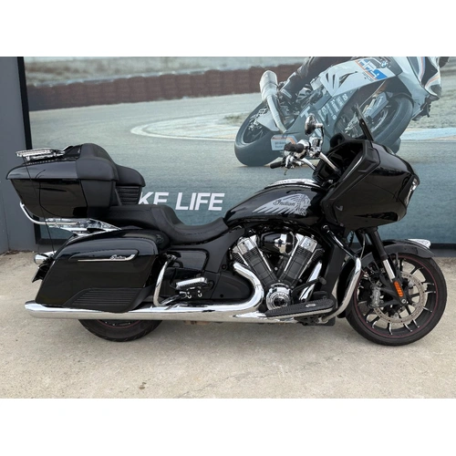 2021 INDIAN 1800CC CHALLENGER LIMITED Road
