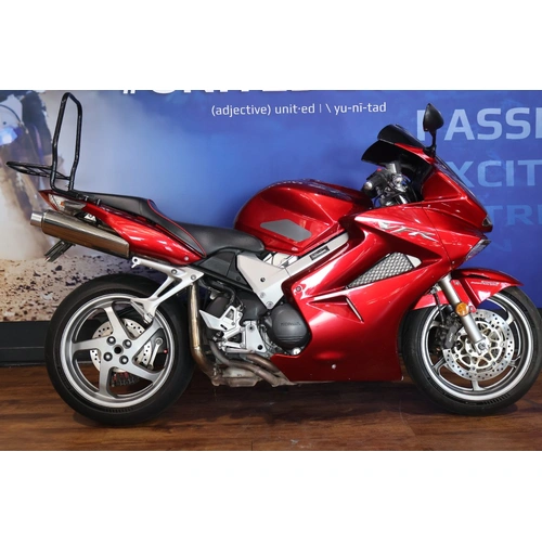 2006 Honda 800CC VFR800F (VFR800Fi) SPORTS